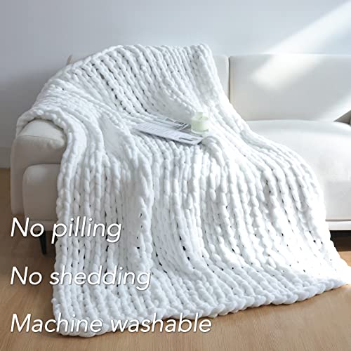 Maetoow Chenille Chunky Knit Blanket Throw （50×60 Inch）, Handmade Warm & Cozy Blanket Couch, Bed, Home Decor, Soft Breathable Fleece Banket, Christmas Thick and Giant Yarn Throws，White