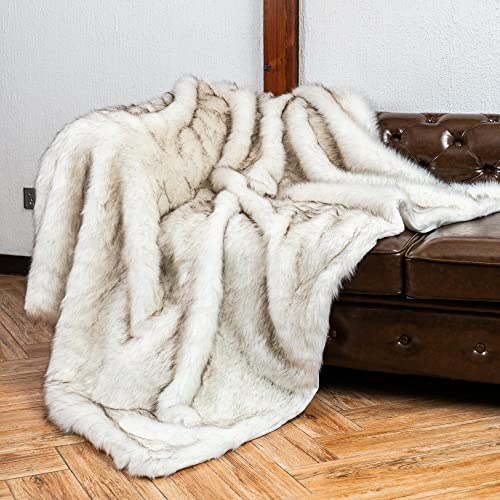 BATTILO HOME Luxury White Faux Fur Throw Blanket Thick Warm Faux Fur Blanket for Couch, Bed, Fuzzy Cozy, Fluffy Blanket Fox Fur Throw White with Black Tip, Minky Blanket, 51"x67"